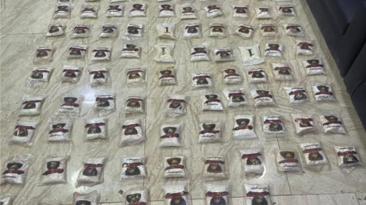 عاجل| الجيش يحبط محاولة تهريب مخدرات باستخدام بالونات موجهة داخل أراضيه