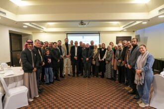 وزير السياحة يؤكد أهمية السياحة المستدامة ويشارك في ورشة تدريبية لتعزيز قدرات الكوادر