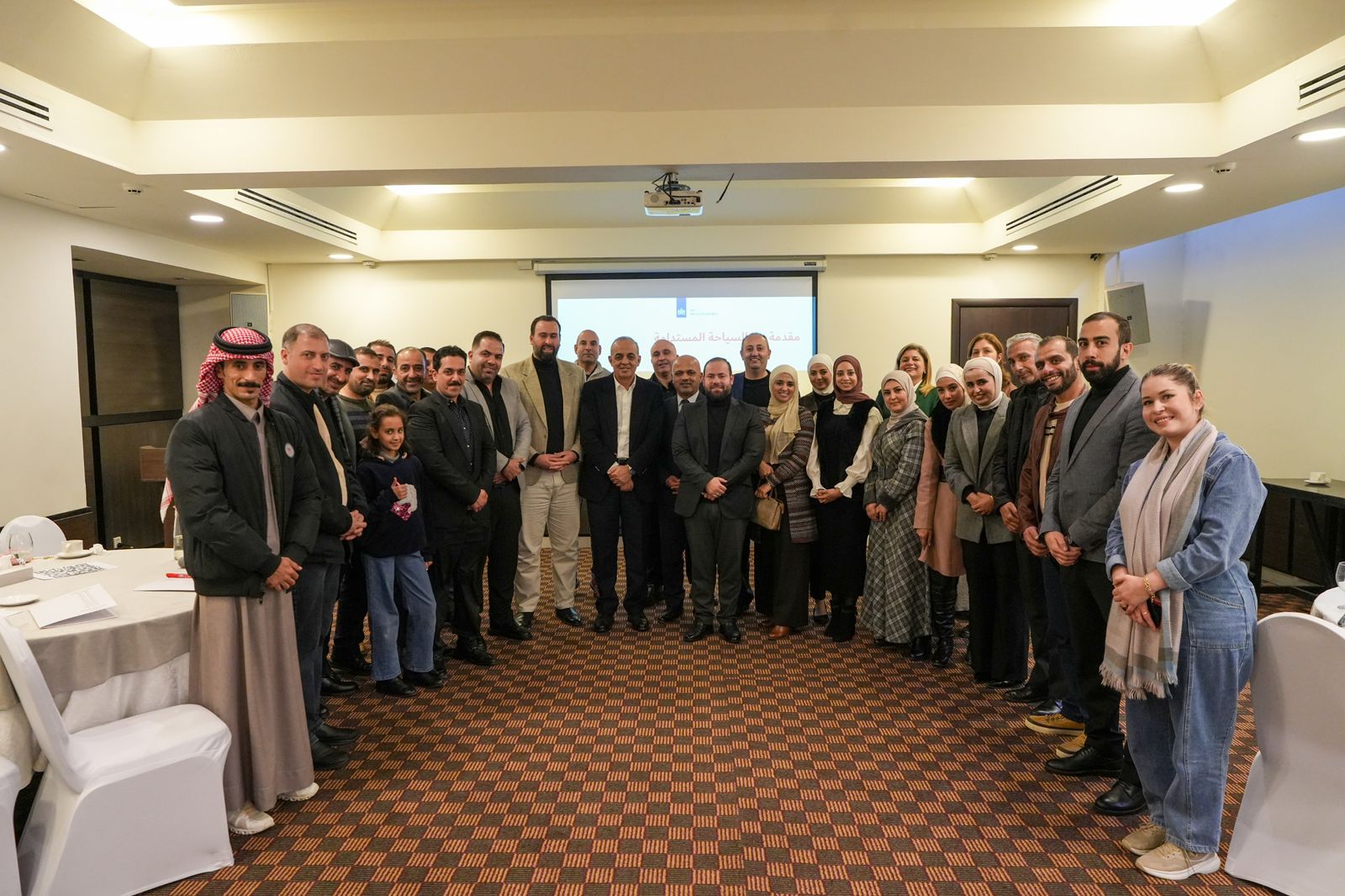 صورة حول : وزير السياحة يؤكد أهمية السياحة المستدامة ويشارك في ورشة تدريبية لتعزيز قدرات الكوادر وزير السياحة يؤكد أهمية السياحة المستدامة ويشارك في ورشة تدريبية لتعزيز قدرات الكوادر