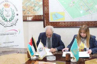 اتفاقية تعاون بين جائزة الحسن للشباب وجامعة آل البيت لتمكين الطلبة