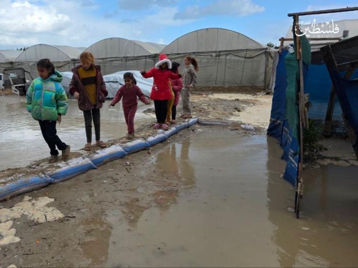 تصعيد إسرائيلي مستمر في غزة ومأساة النازحين تتفاقم