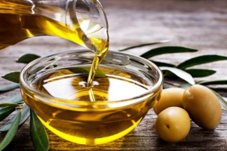 وزير الزراعة: زيت الزيتون المستورد سيتوفر في الأسواق خلال أسبوع إلى 10 أيام