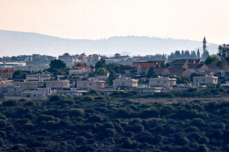 الخارجية الفلسطينية تدين خطة إسرائيل لإنشاء 19 مستوطنة بالضفة الغربية