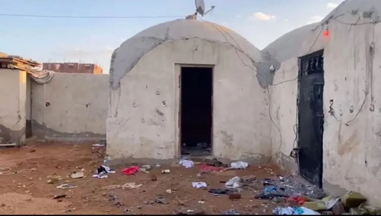 صورة حول : هروب جماعي من مركز علاج الإدمان غير مرخّص في مصر يثير جدلاً واسعاً هروب جماعي من مركز علاج الإدمان غير مرخّص في مصر يثير جدلاً واسعاً