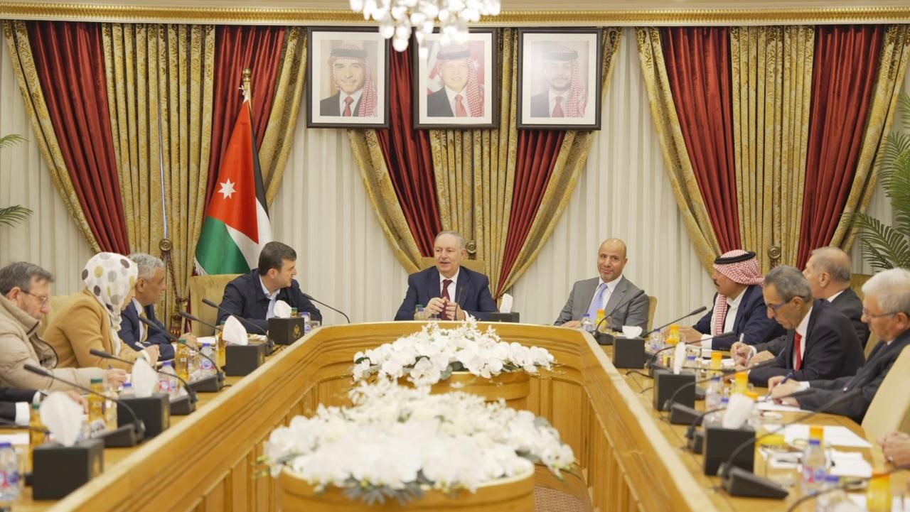 لجنتا السياحة في الأعيان والنواب تبحثان تعزيز التعاون لتطوير القطاع السياحي