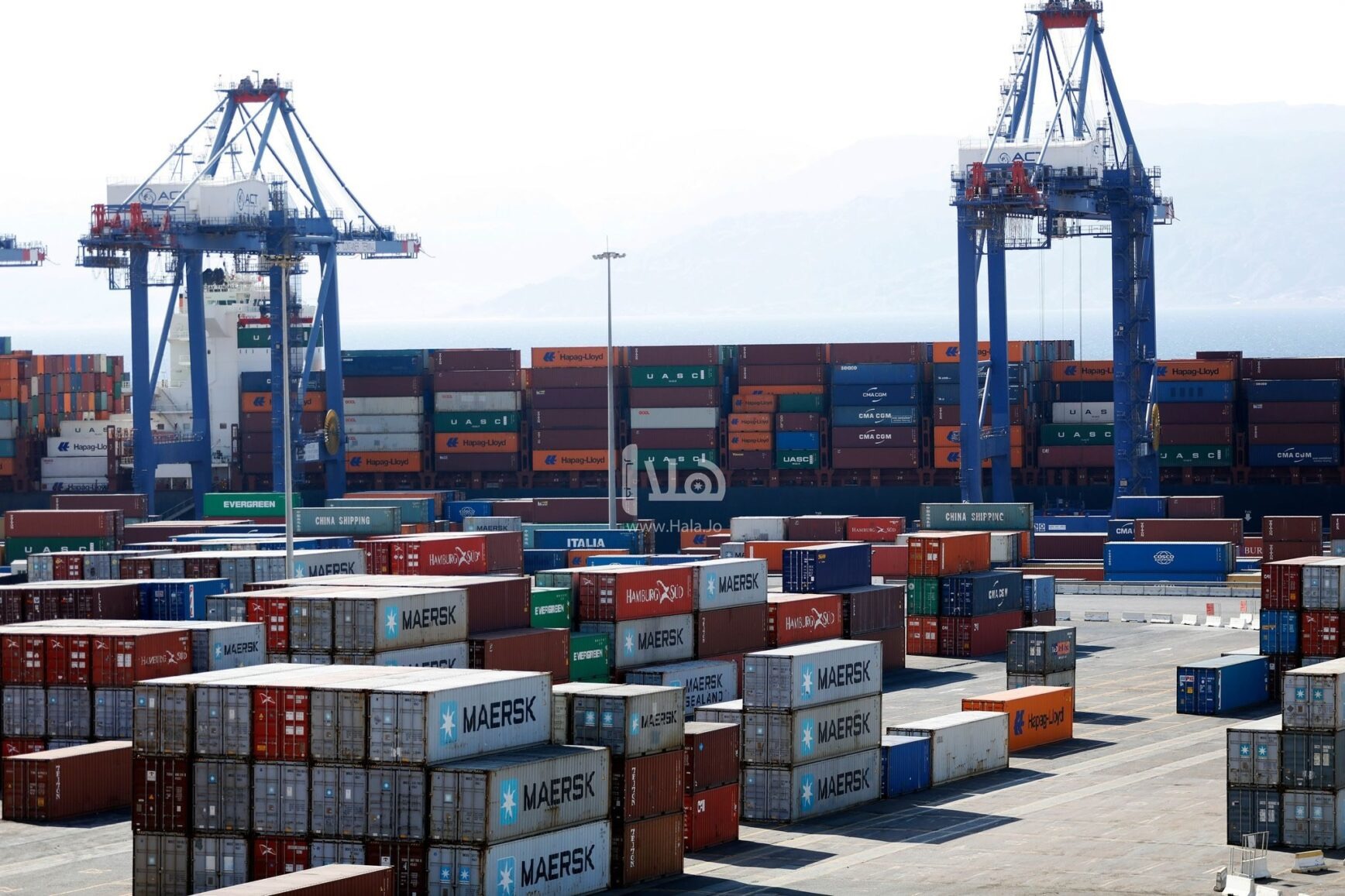 صورة حول : الصادرات الصناعية الأردنية تحقق نمواً بنسبة 7.7% الصادرات الصناعية الأردنية تحقق نمواً بنسبة 7.7%