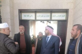 أمين عام الأوقاف يتفقد مساجد الطفيلة