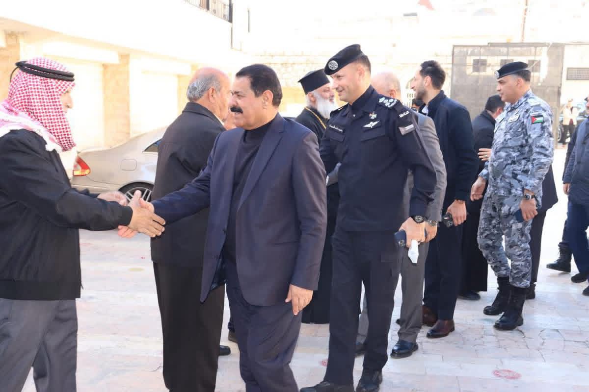 محافظ عجلون يهنئ المسيحيين بعيد الميلاد المجيد