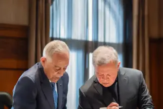 بدير يكتب عن صورة الملك والعيسوي: ديوان مفتوح قلب مفتوح