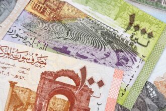 الليرة السورية بحلة جديدة.. بدء استبدال العملة مطلع 2026