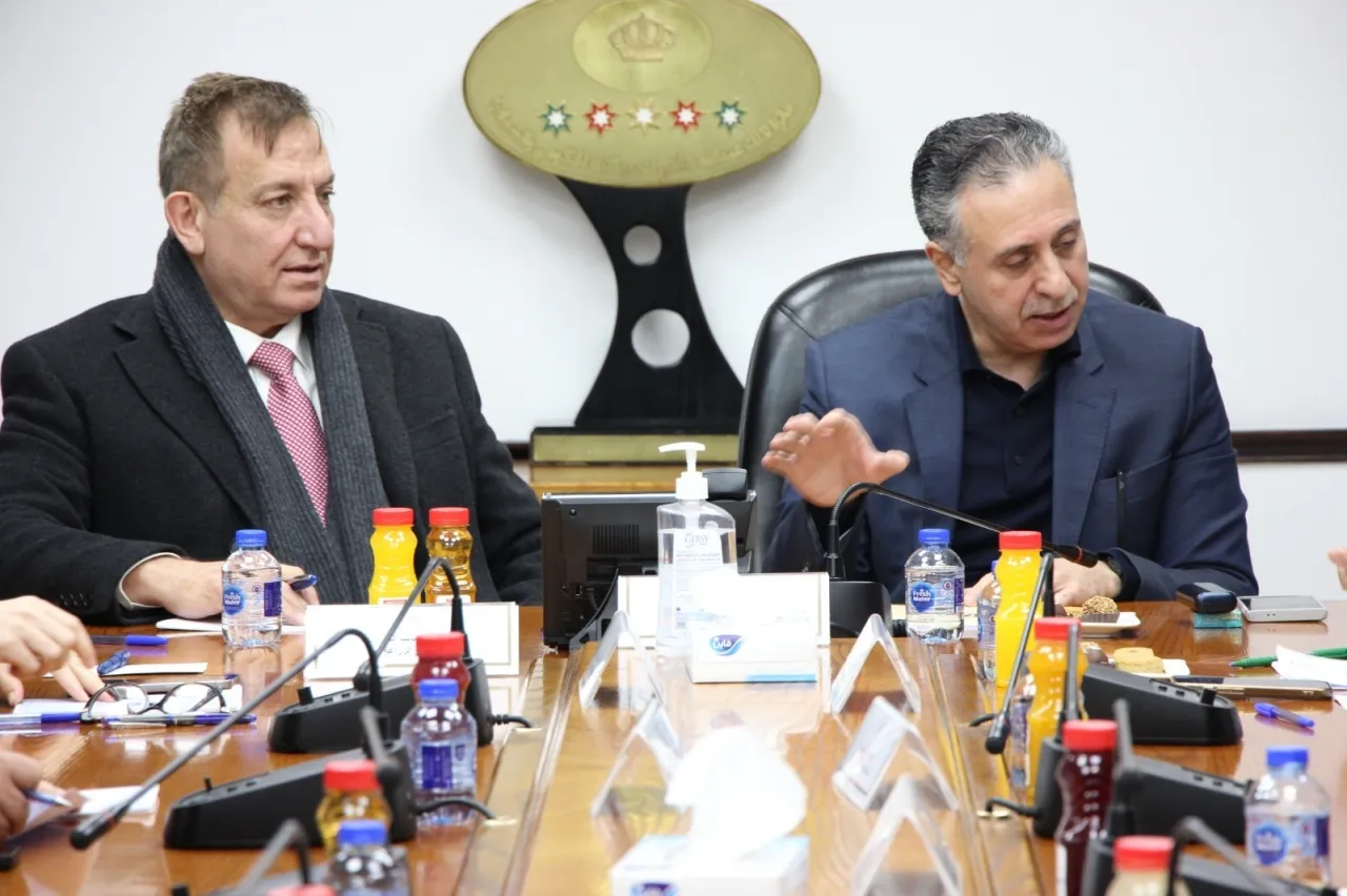 وزيرا الصناعة والزراعة يؤكدان توفير السلع الغذائية ومعالجة تحديات التجار قبل رمضان