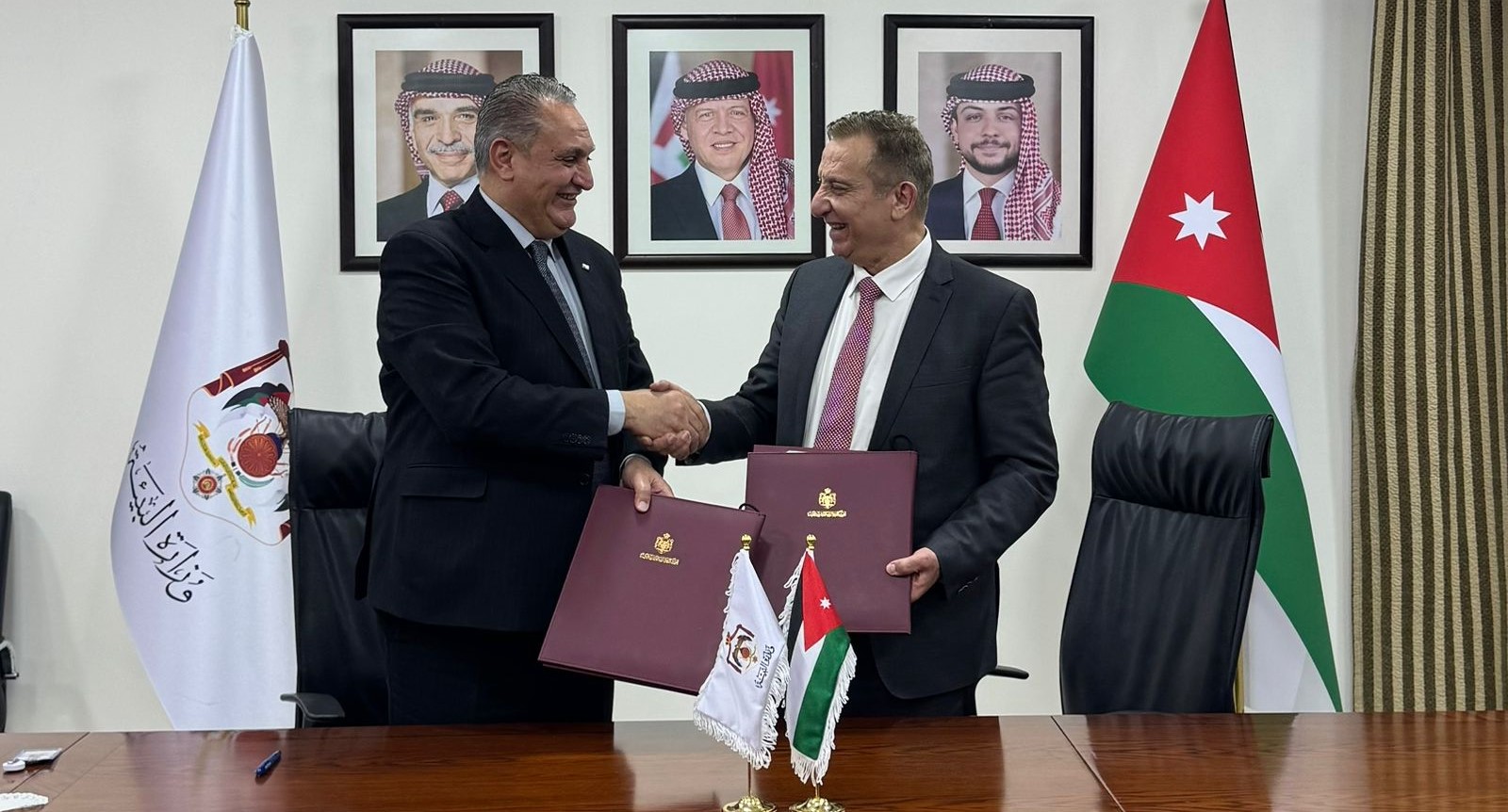 وزارتي البيئة والزراعة توقعان اتفاقية لتحريج وإنشاء غابة الحسا وزراعة الطريق الصحراوي