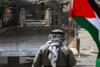 قوات الاحتلال تجرف أراضي زراعية وأشجار زيتون في بلدة زبوبا غرب جنين