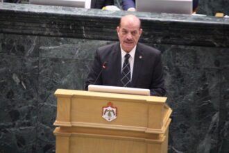 النائب شاهر شطناوي ينتقد قرار تأنيث المدارس الحكومية