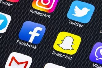 أستراليا تُشعل ثورة رقمية: حظر شامل على دخول القُصَّر إلى مواقع التواصل