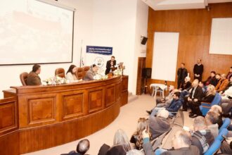 "الغذاء والدواء" تعقد لقاءً مشتركًا مع ممثلي قطاع مستحضرات التجميل والتجميل الصيدلاني