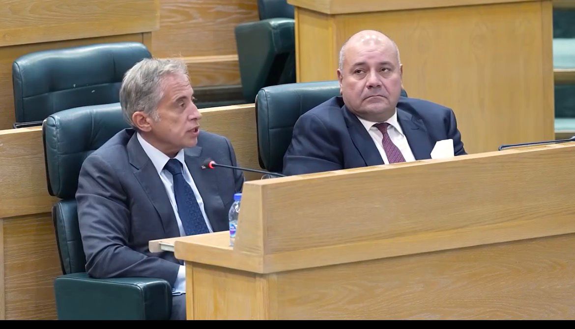 حسان يشكر الأعيان على ملاحظاتهم في الموازنة "فيديو"