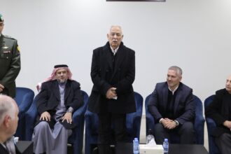 *مندوبا عن الملك وولي العهد… العيسوي يعزي عشائر حداد والعبادي والعلبي*