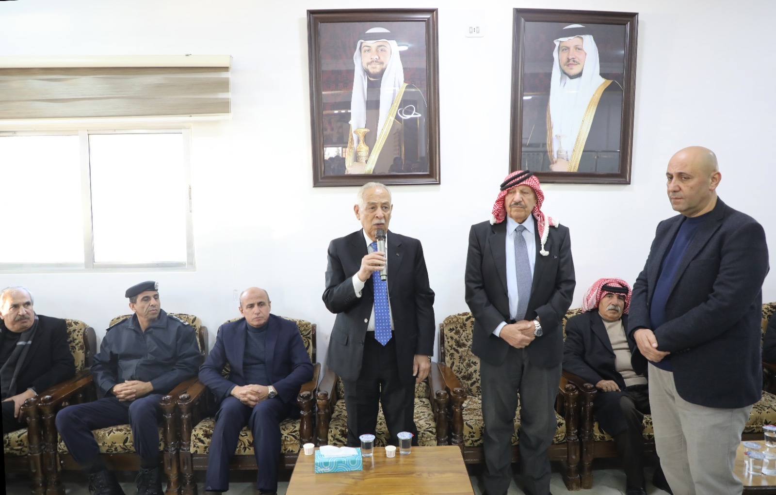 *مندوبا عن الملك وولي العهد. العيسوي يعزي العضايلة والعجارمة والخياط*