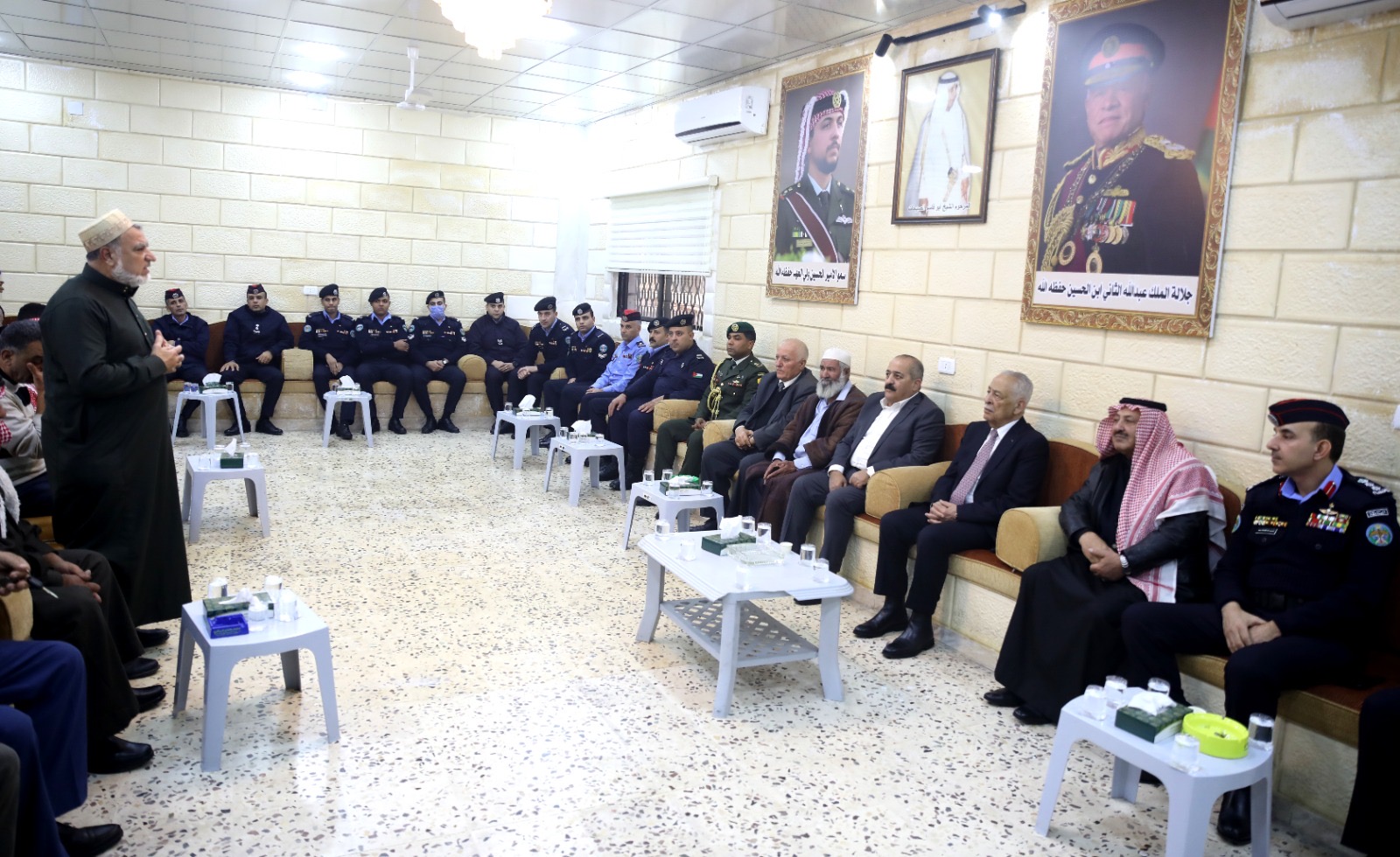 *مندوبا عن الملك وولي العهد.. العيسوي يعزي الشلول والصبيحات والغزالي والعثمان*