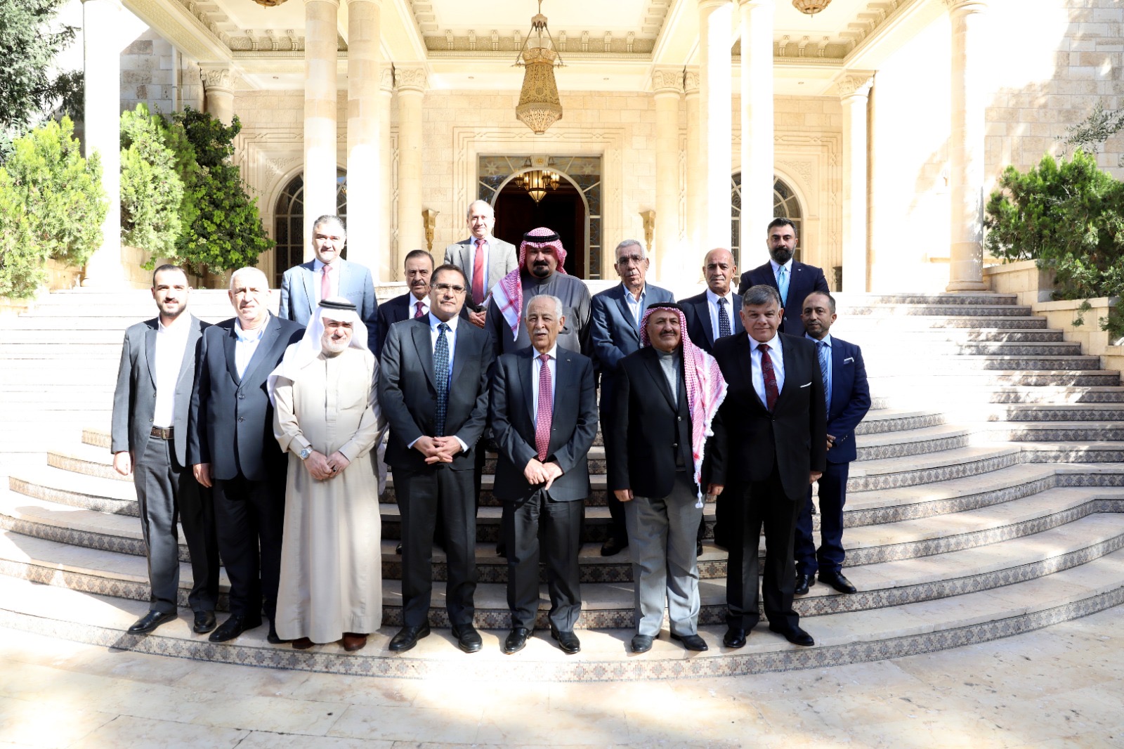 صورة حول : *العيسوي: الأردن لا يعرف المستحيل بقيادته الهاشمية* *العيسوي: الأردن لا يعرف المستحيل بقيادته الهاشمية*