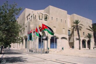 ناشط على صفحة ملتقى موظفين عمان : بعد 25 سنة خدمة في أمانة عمان صعب أسكت أكثر…