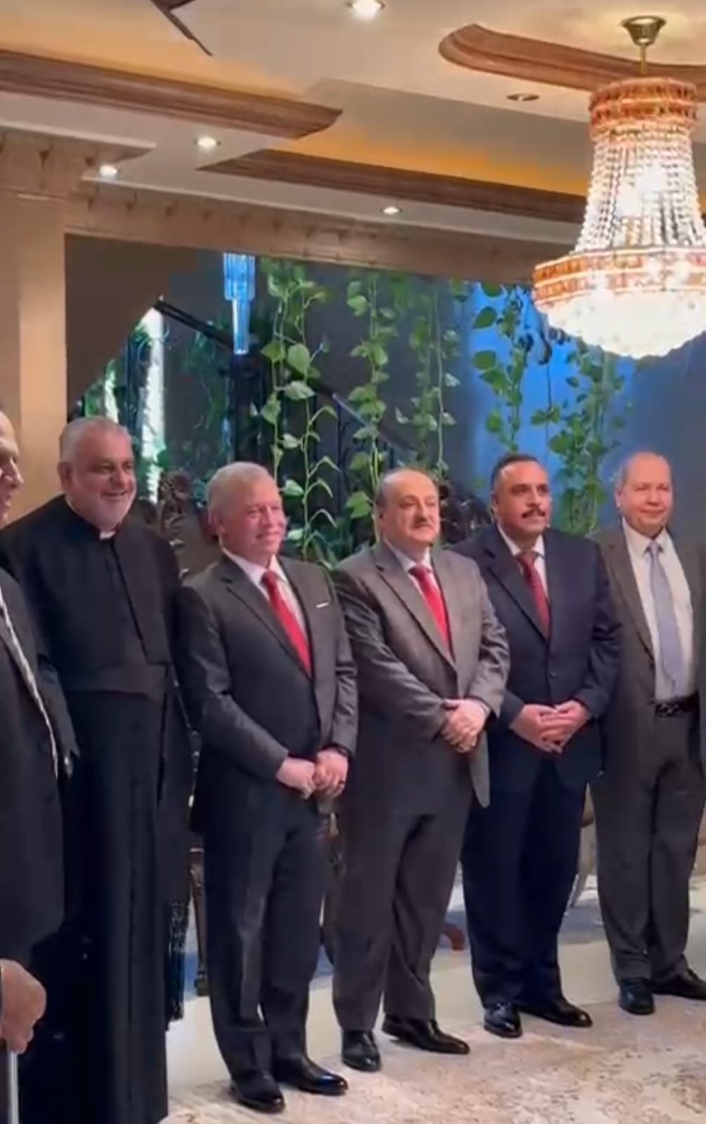 صورة حول : في بيتنا ملك في بيتنا ملك