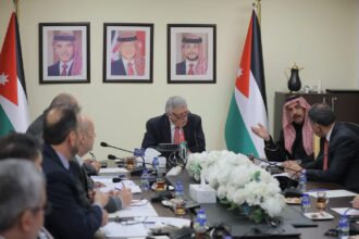 الخدمات والنقل النيابية تطلع على مشاريع وزارة النقل وأنظمة التتبع الإلكتروني