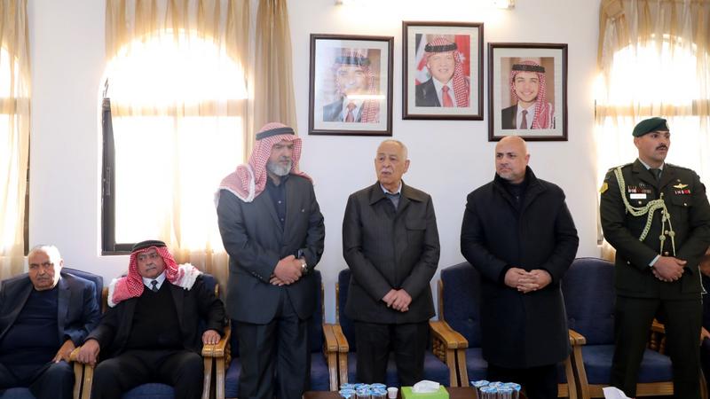 العيسوي ينقل تعازي الملك لعشيرة العربيات