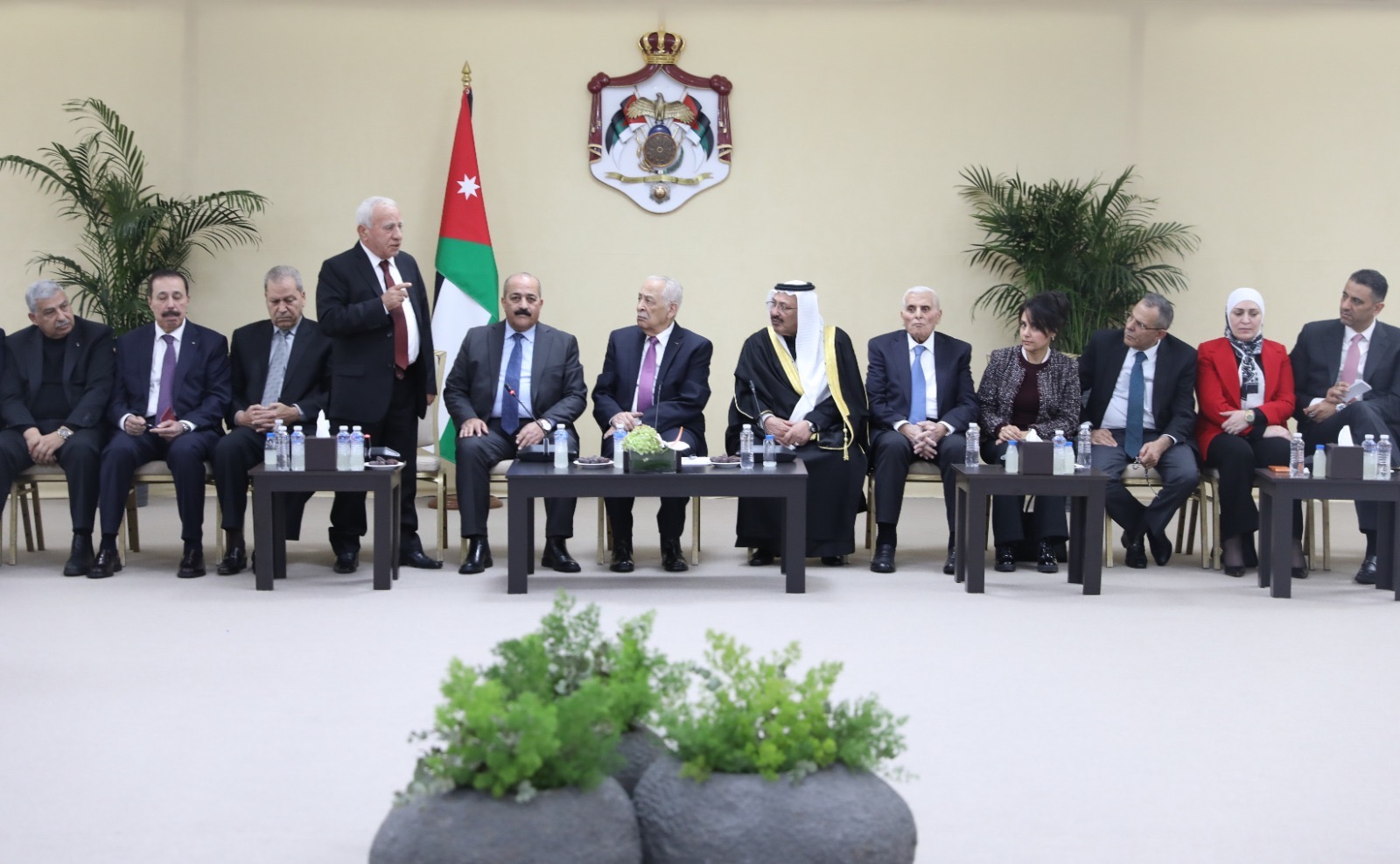 متابعة للزيارة الملكية لإربد. رئيس الديوان الملكي يلتقي 250 شخصية من أبناء وبنات المحافظة