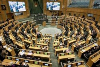 المحسيري: وزير التربية يجيب على سؤال نيابي بـ1200 صفحة