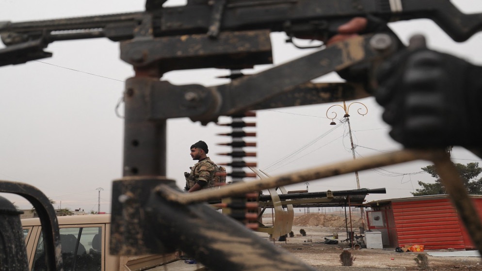 اشتباكات بين "قسد" والحكومة السورية وإصابة مدنيين بانفجار لغم