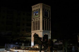 نقل عناصر قسد من حي الشيخ مقصود في حلب إلى شمال شرقي سوريا