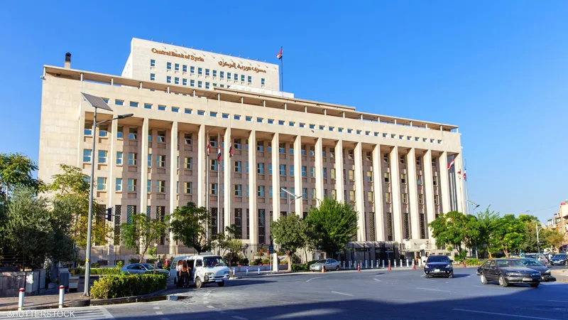 مصرف سوريا المركزي يشدد على تطبيق دقيق للاستبدال النقدي