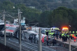 عاجل | الخارجية الأردنية تُعزّي إسبانيا بضحايا تصادم قطارين جنوب البلاد