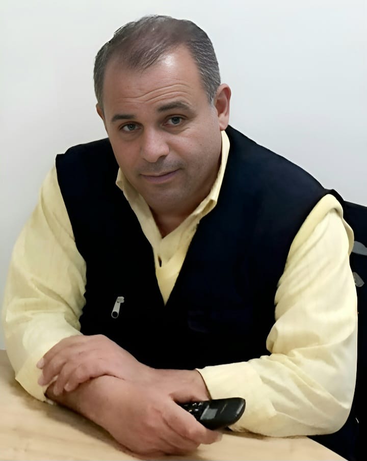 آخر نَفَس عاطف أبو حجر