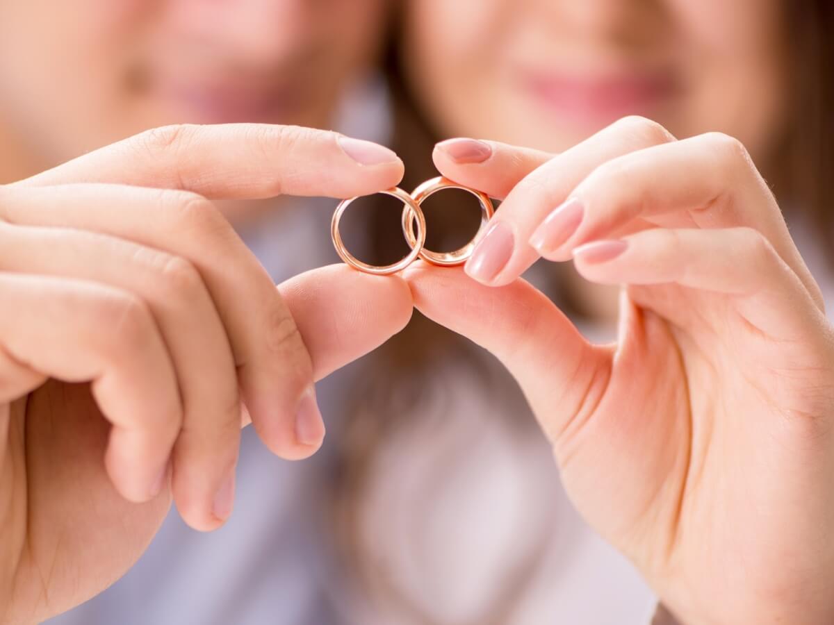 بالأدلة.. خداع نساء عبر مجموعات الزواج الرقمية