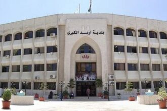 بلدية إربد توقف المتعهدين