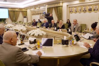  الأعيان يناقش حوكمة الذكاء الاصطناعي واستخداماته المسؤولة