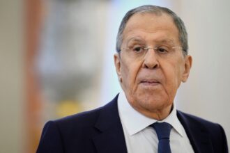لافروف يؤكد تضامن روسيا مع فنزويلا