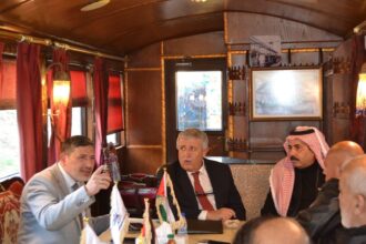 النقل النيابية تتفقد مشاريع الوزارة والقطار الحجازي لتعزيز السياحة والبنية التحتية