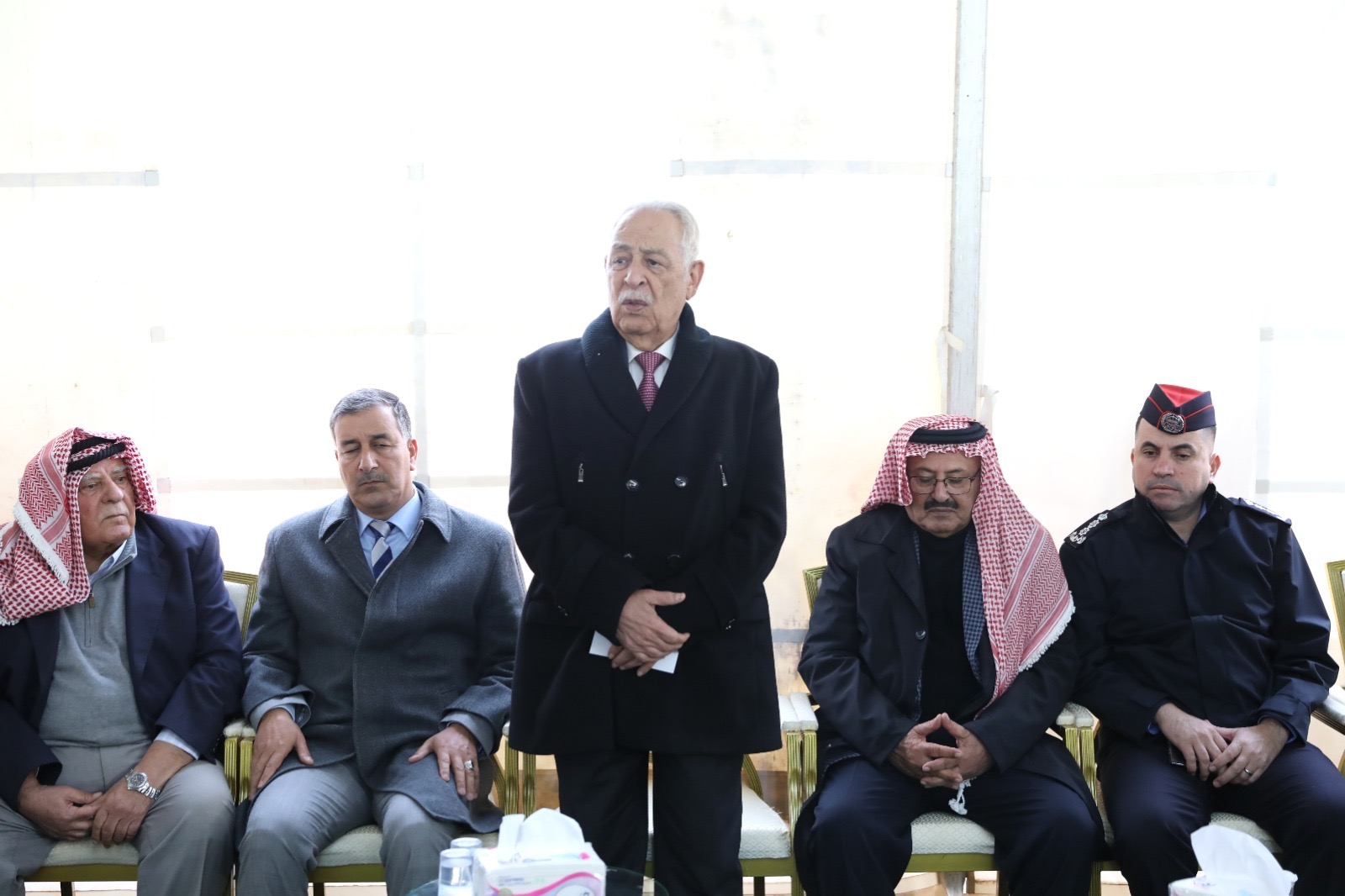 *مندوبا عن الملك وولي العهد… العيسوي يعزي عشائر الغنانيم والشوابكة والزناتية والنجداوي*