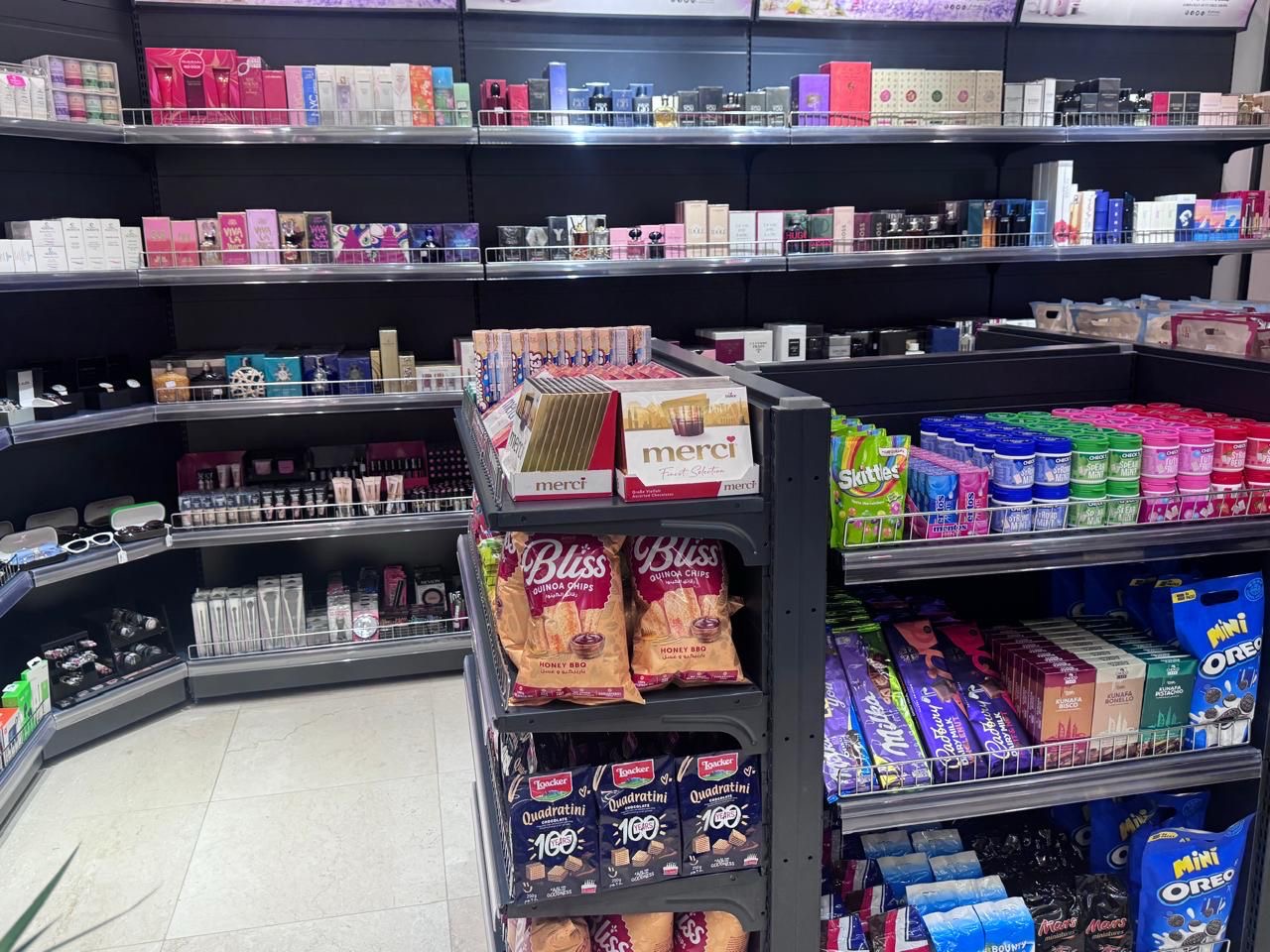 الأسواق الحرة والجامعة الأردنية توقعان مذكرة تفاهم في مجال التدريب