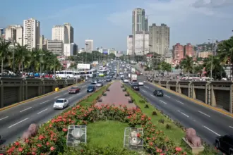 الرئيسة بالوكالة تؤكد استقلالية فنزويلا بلا مساومة