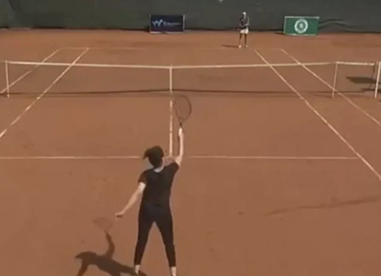 صورة حول : جدل واسع بعد مشاركة لاعبة مصرية في بطولة نيروبي للتنس جدل واسع بعد مشاركة لاعبة مصرية في بطولة نيروبي للتنس