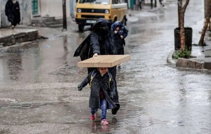 صورة حول : عاجل | منخفض جوي من الدرجة الثالثة يضرب المملكة وأمطار غزيرة ورياح عاتية عاجل | منخفض جوي من الدرجة الثالثة يضرب المملكة وأمطار غزيرة ورياح عاتية