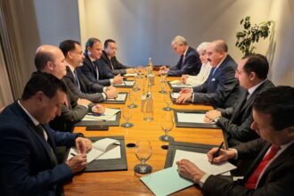 العلاونة والوزير التونسي يبحثان تعزيز التعاون الاقتصادي بين الأردن وتونس