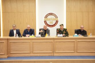 "صناعة عمان" تبحث تعزيز تواجد المنتجات الوطنية في أسواق "الاستهلاكية العسكرية"