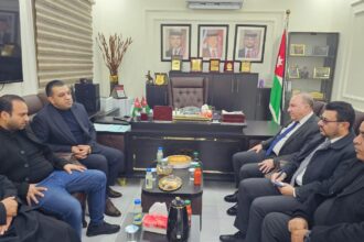 " فلسطين النيابية" تزور مخيم الوحدات للاطلاع على واقع الخدمات