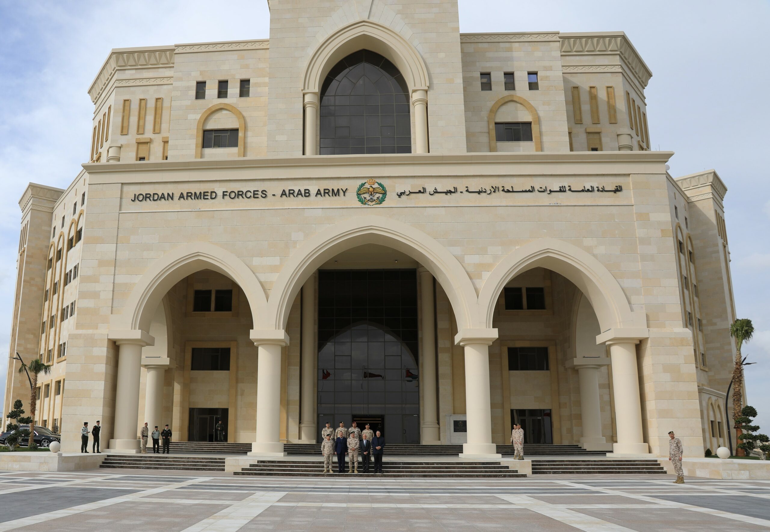 القيادة العامة تعلن استقبال طلبات ممرضين لعام 2026